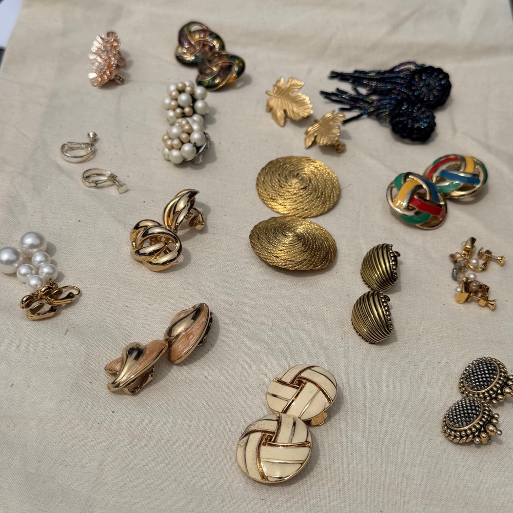 Vintage‎ Clip on Screw Back Earring Lot 15 Napier Gold Tone Enamel 80s 90s